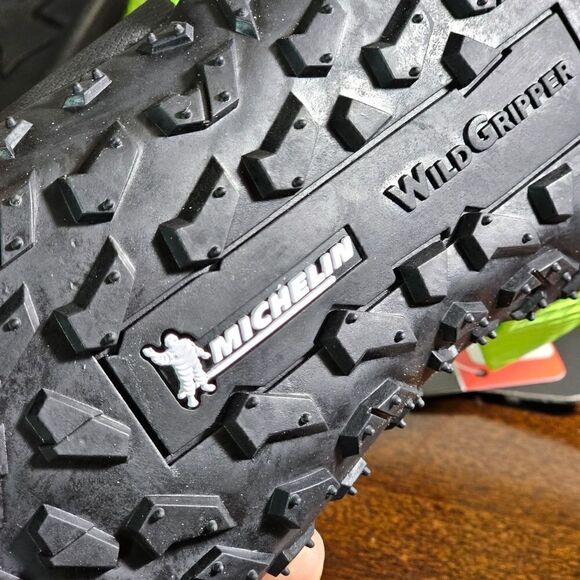 Under Armour UA Project Rock Slides 2.0 Volt Green Black Michelin Gripper 13 New - Picture 14 of 16